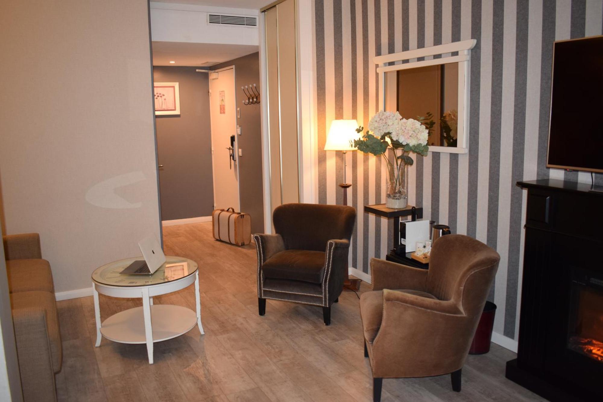 Le Trophee Boutique Hotel Spa- La Loggia Appart'Hotel Deauville Eksteriør bilde
